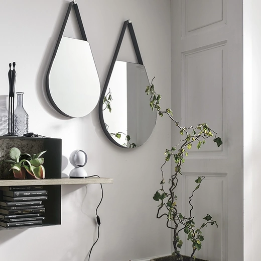 Specchiere moderne Drops con struttura in metallo di Target Point